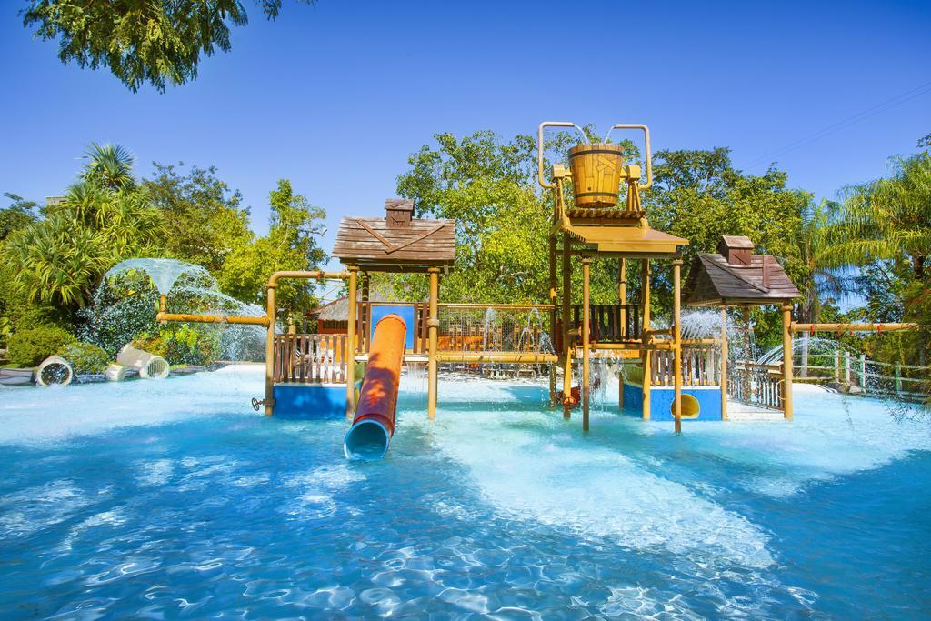 Rio Quente Resorts - Hotel Giardino Екстериор снимка