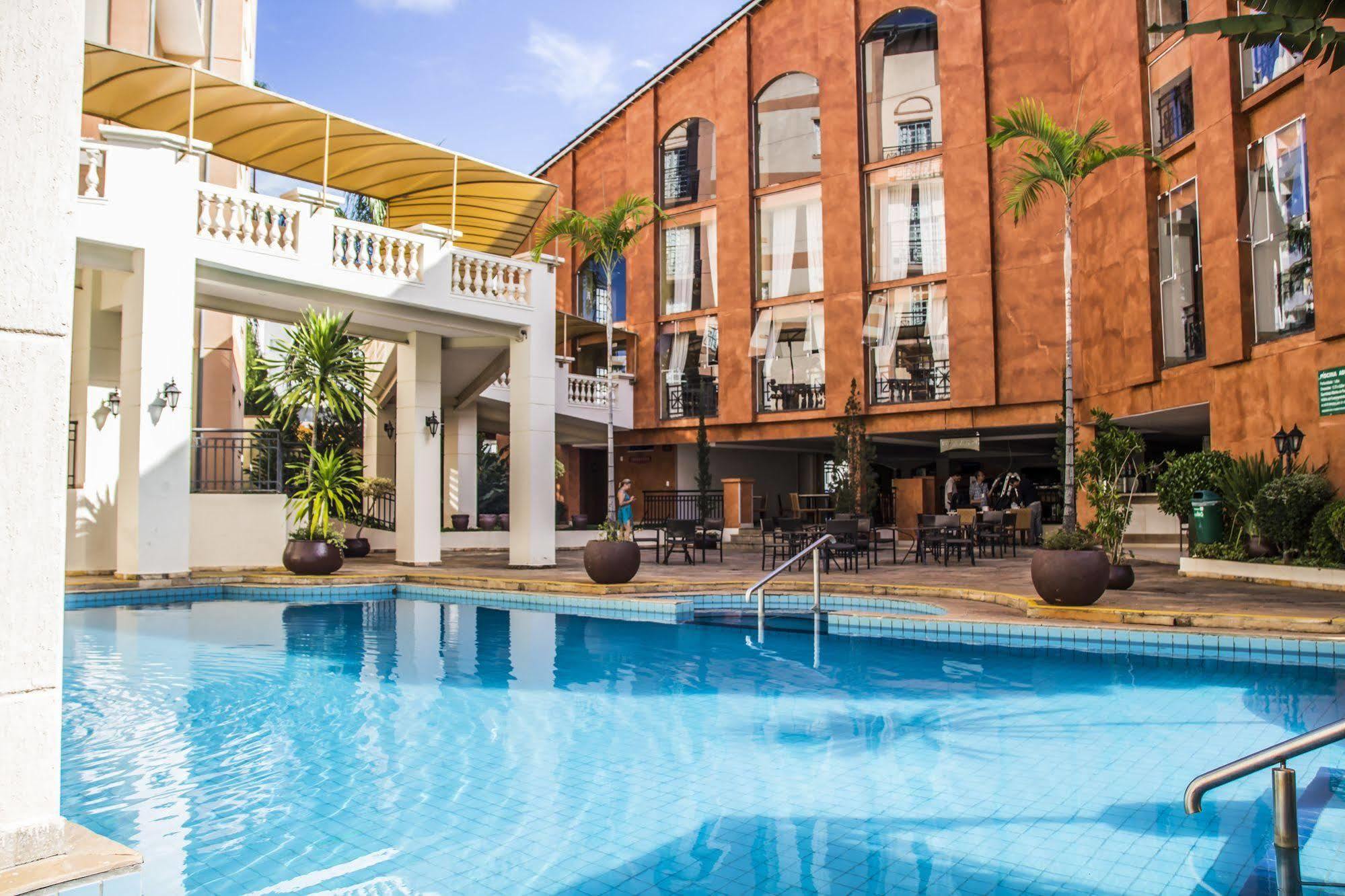 Rio Quente Resorts - Hotel Giardino Екстериор снимка